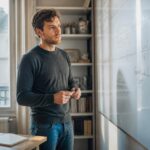 découvrez une méthode claire et progressive pour maîtriser les équations différentielles. suivez nos étapes détaillées pour comprendre et résoudre facilement ces concepts mathématiques essentiels.